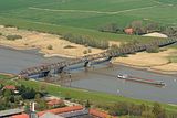 Spoorbrug over de Ems bij Weener